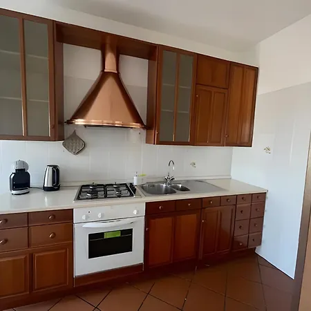 Paradise Palace 2 * פולה